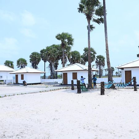 Palm Beach Resort Ceylon Джафна Екстер'єр фото